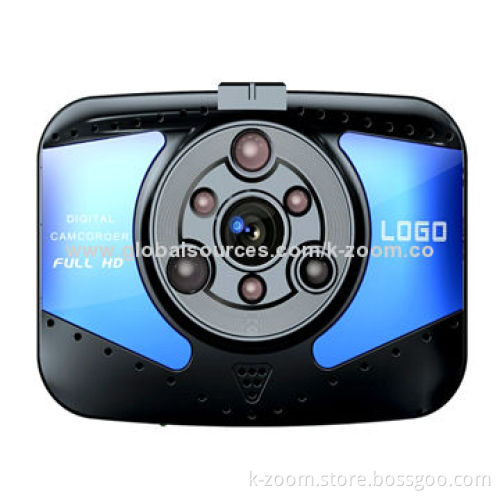 Full HD car recorder with 1,920 x 1,080p